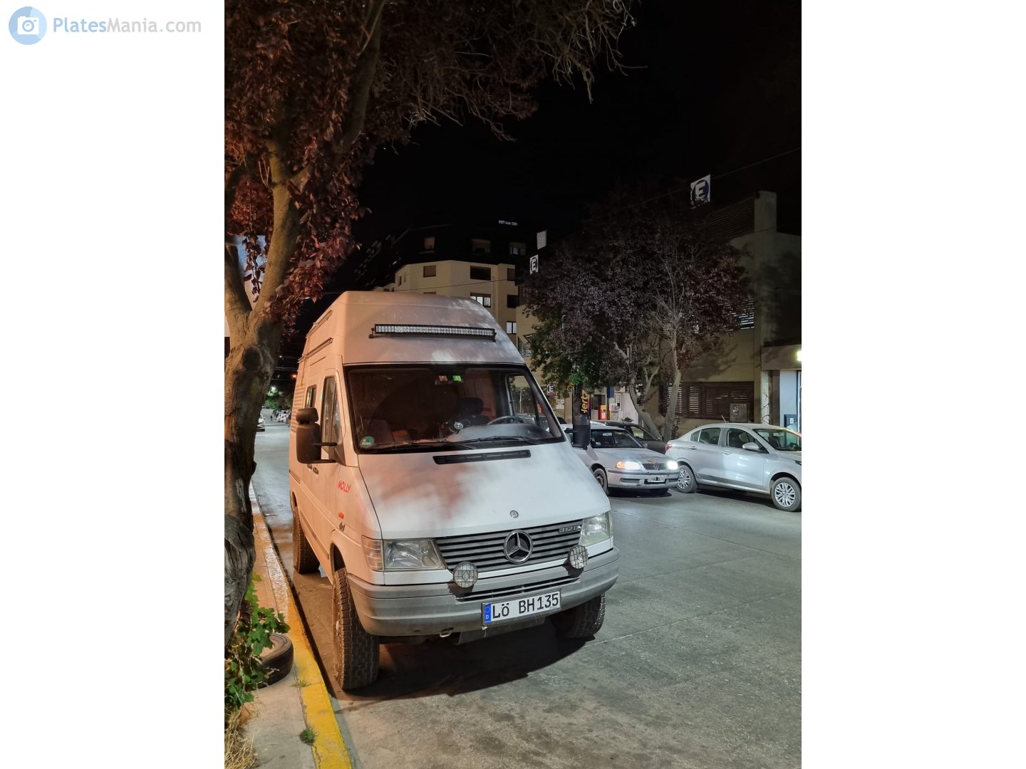 LÖ BH 135, Mercedes-Benz Sprinter 1st gen (W901–904), 1995–2001