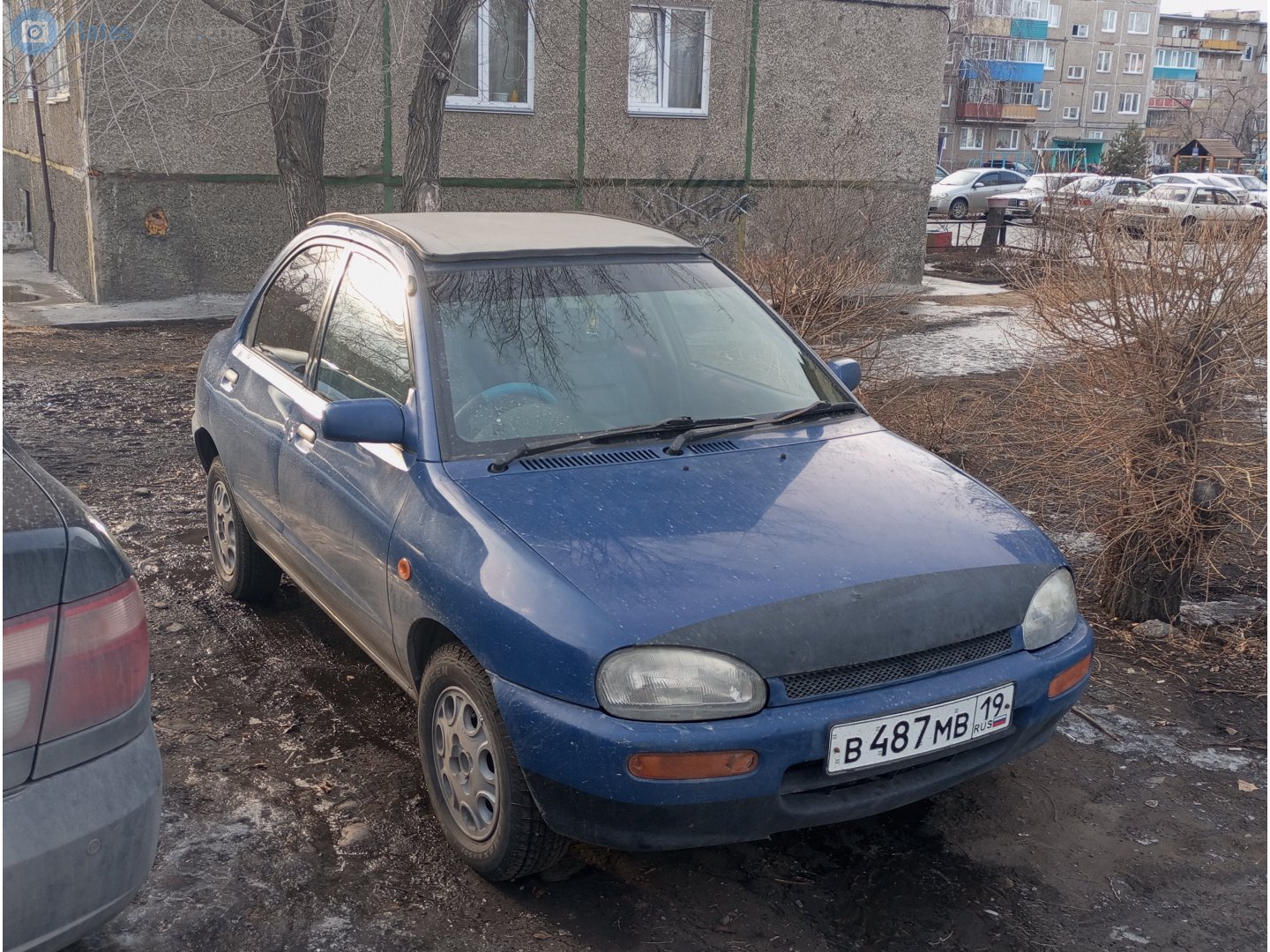 в 487 мв 19, Mazda Revue 1st gen (DB), 1990–1998