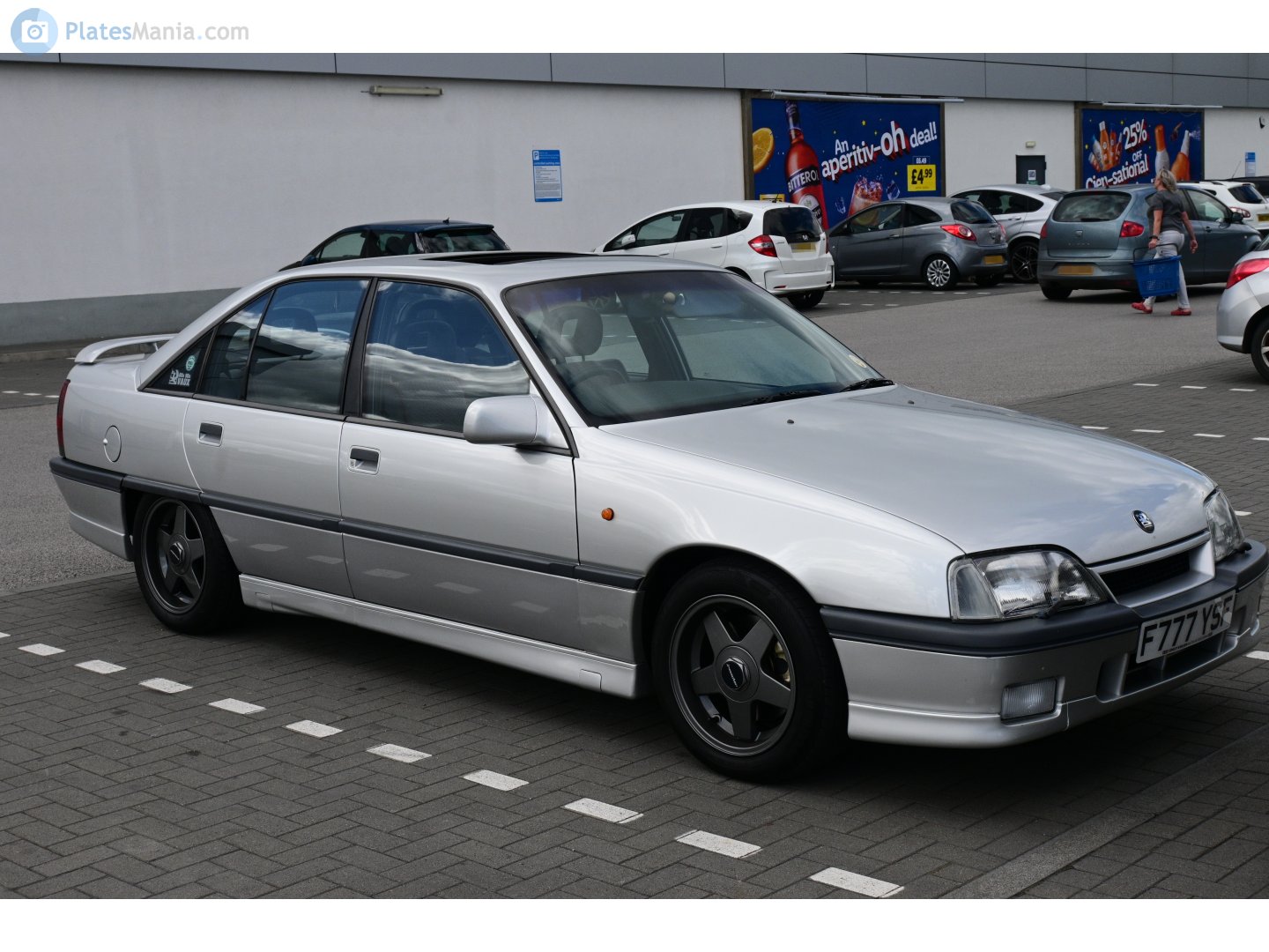F777YSF, Vauxhall Carlton 2nd gen Saloon (V87), 1986–1994