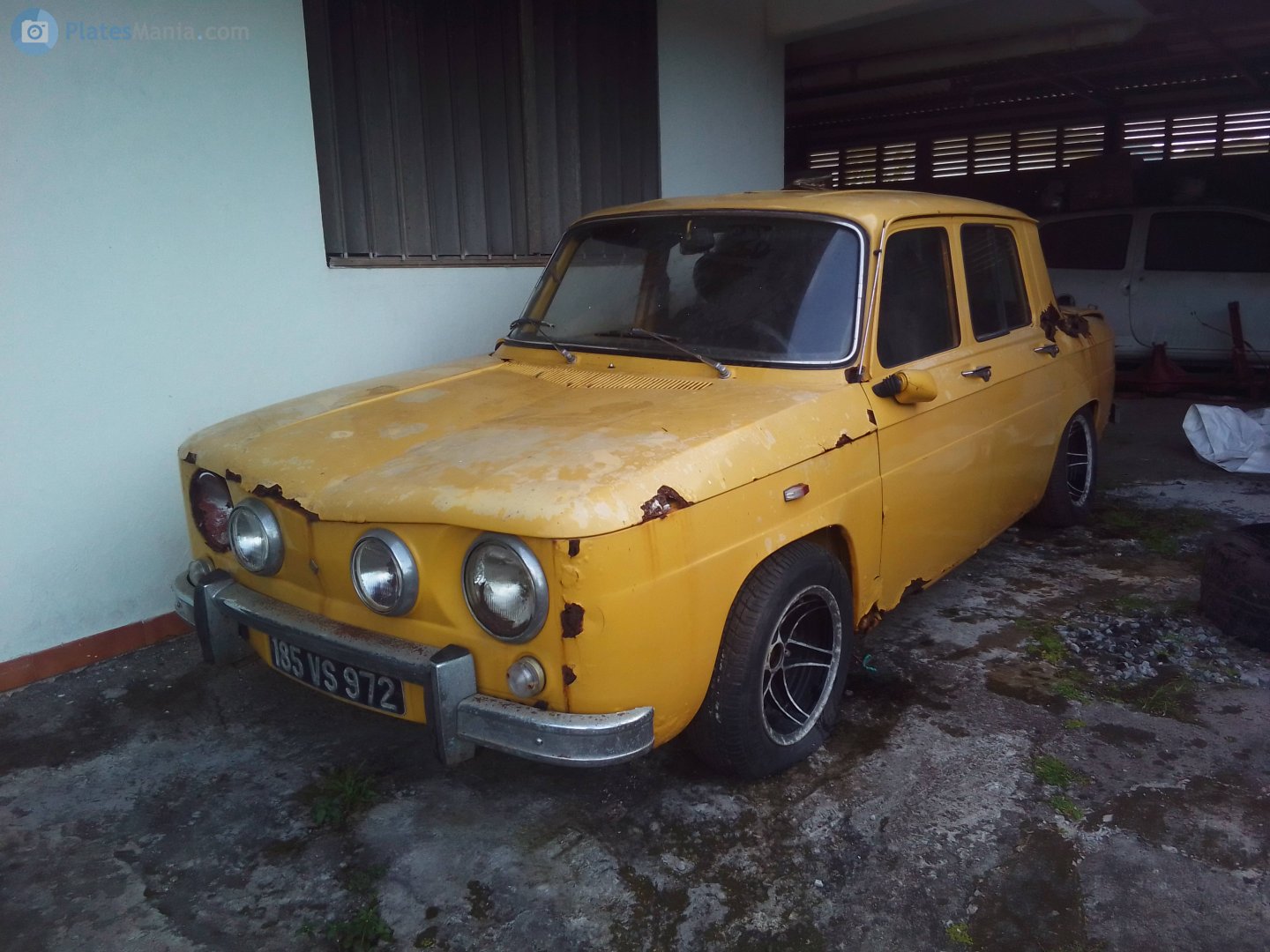 185 VS 972, Renault 8 1st gen (113), 1962–1973 (–1976 for ES-market)