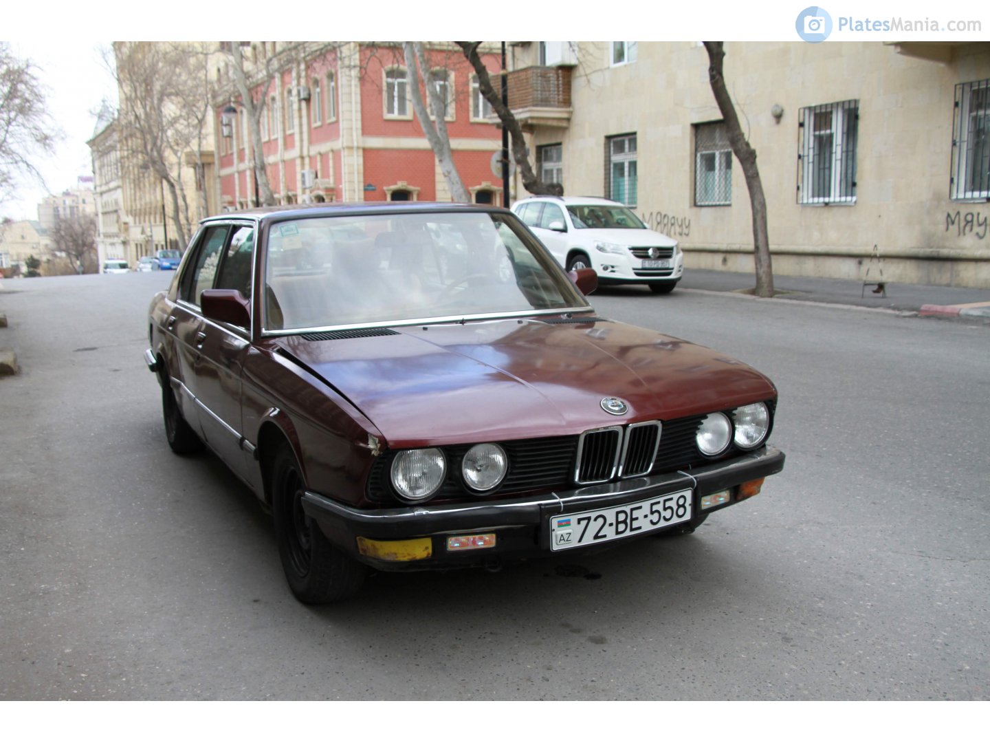 72 BE 558, BMW 5 Series 2nd gen (E28), 1981–1988