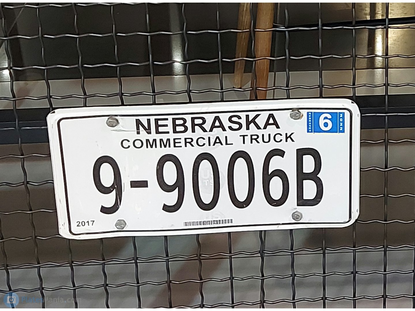 9-9006B, License plate without vehicle 