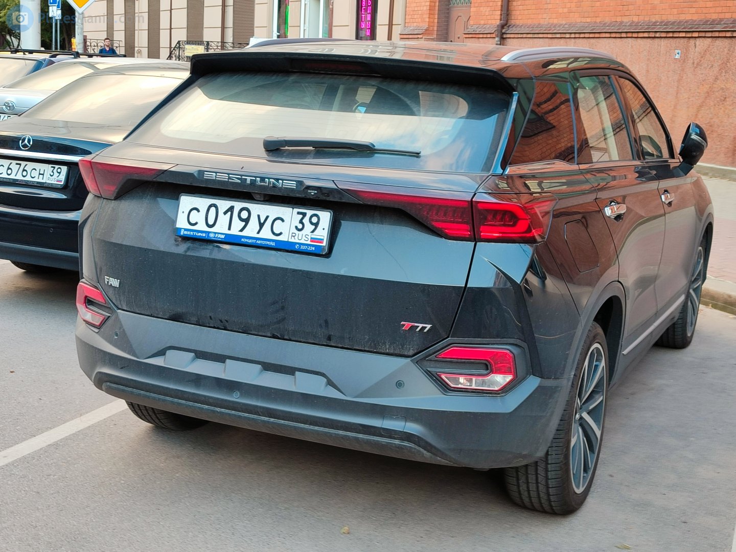 с 019 ус 39, Bestune (Besturn) T77 