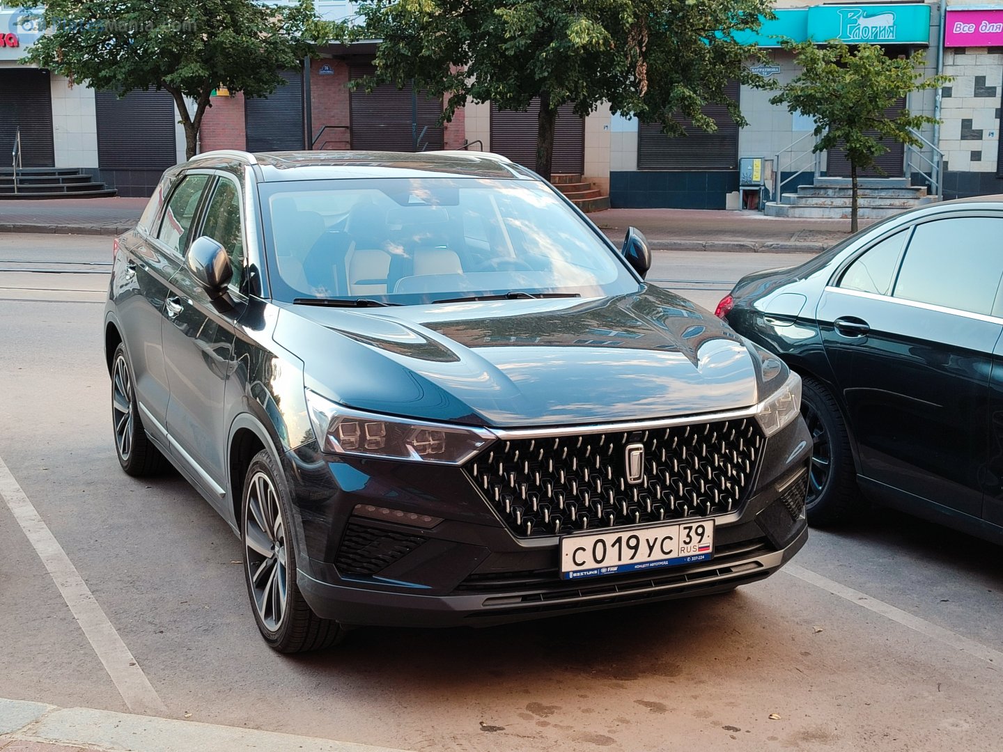 с 019 ус 39, Bestune (Besturn) T77 