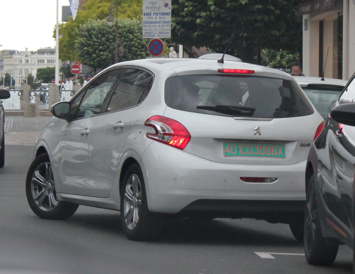 401 CD 3096 X, Peugeot 208 1st gen 5-door Hatch (A9), 2012–2015