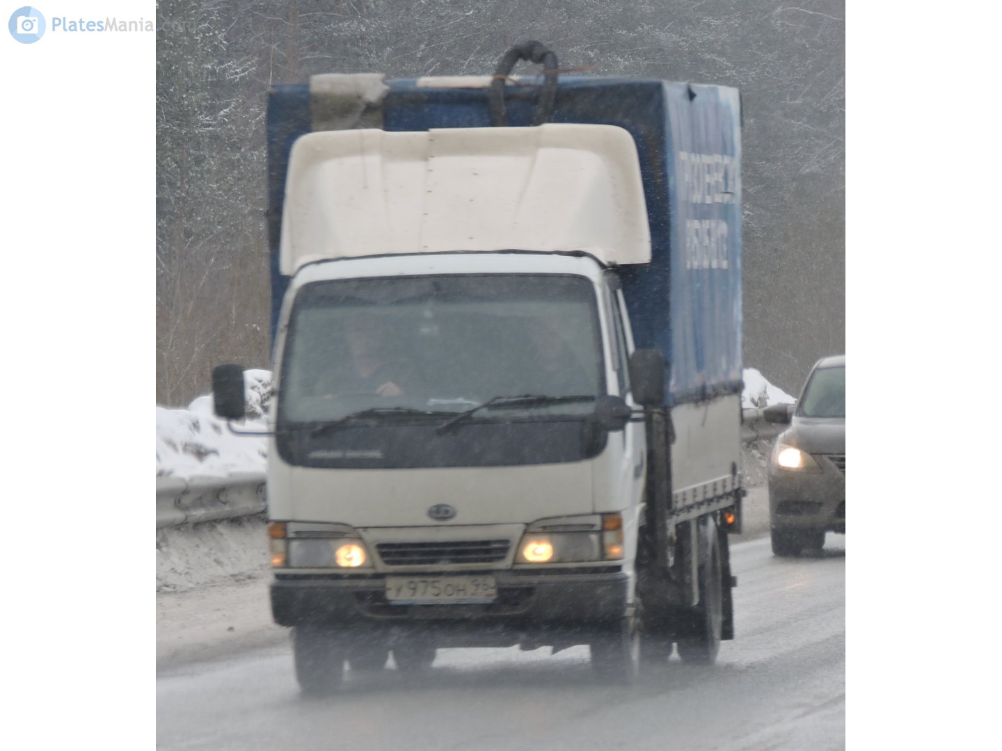 у 975 он 96, Nissan Diesel Condor 2 ton Light 3rd gen 20/30/35 (H42), 1995–2007