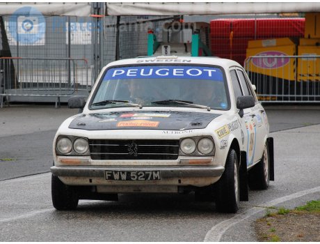 FWW 527M, Peugeot 504