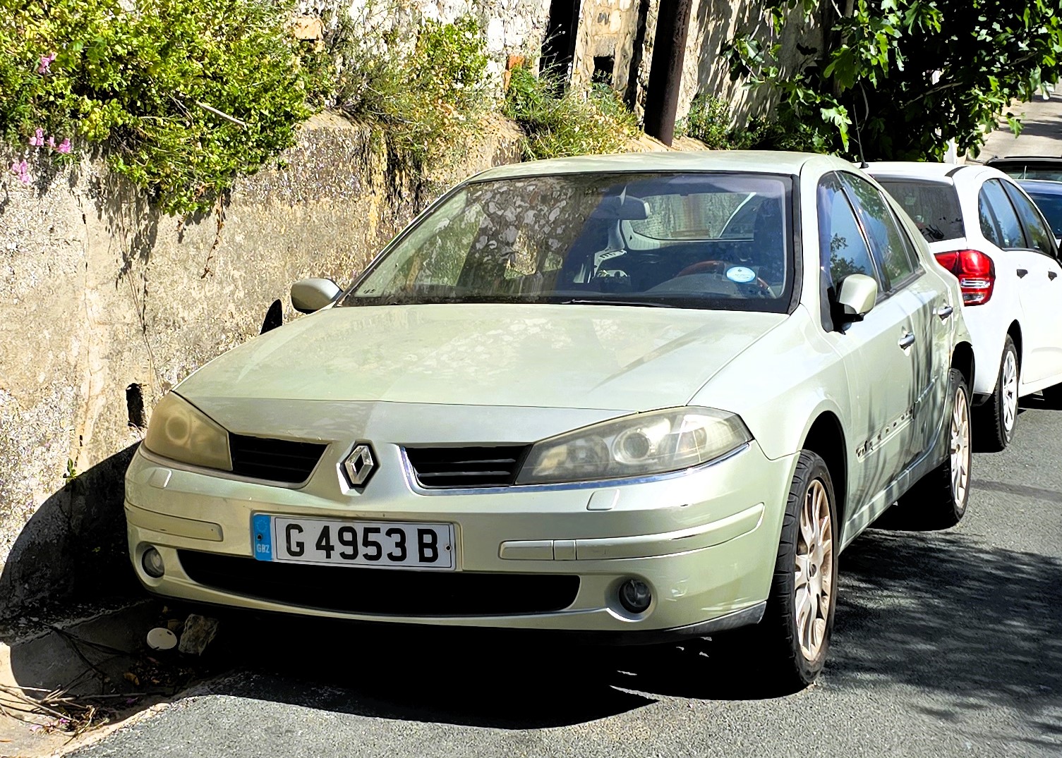 G 4953 B, Renault Laguna 2nd gen Liftback (X74), facelift, 2005–2007