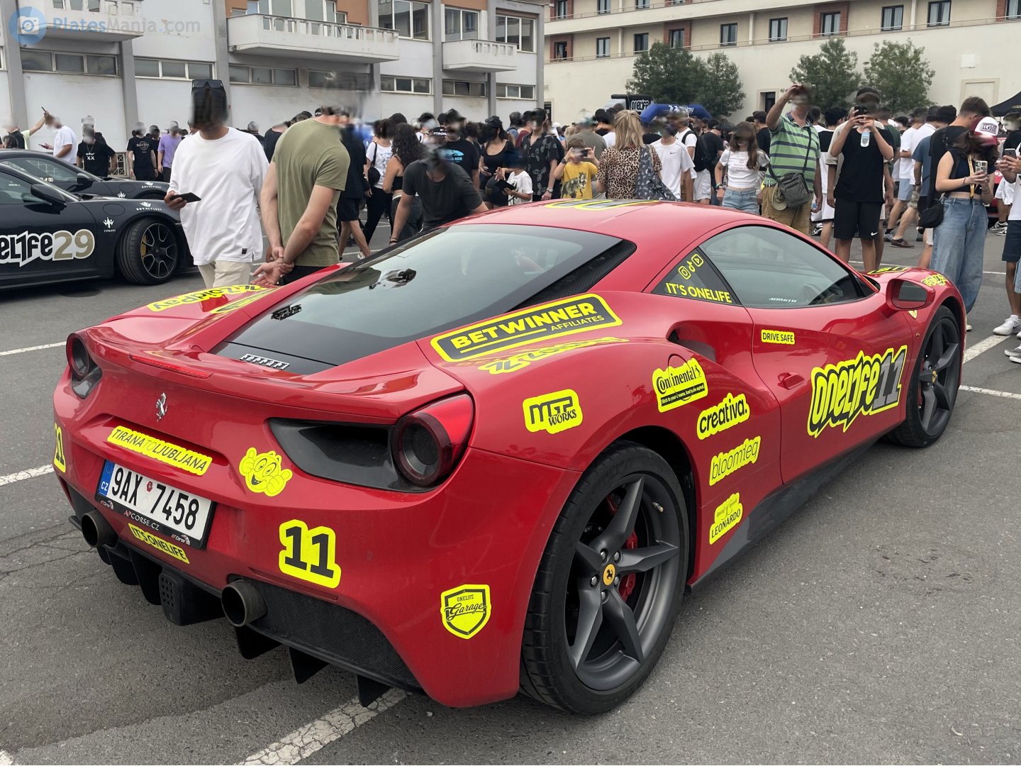 9AX 7458, Ferrari 488 1st gen (GTB) Berlinetta (F142M), 2015–2019