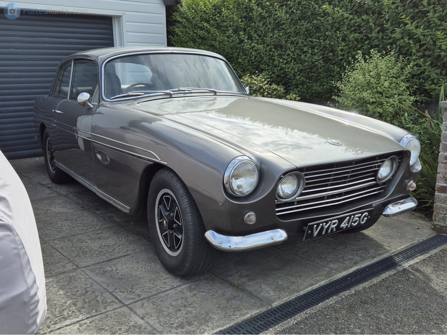 VYR415G, Bristol 410 