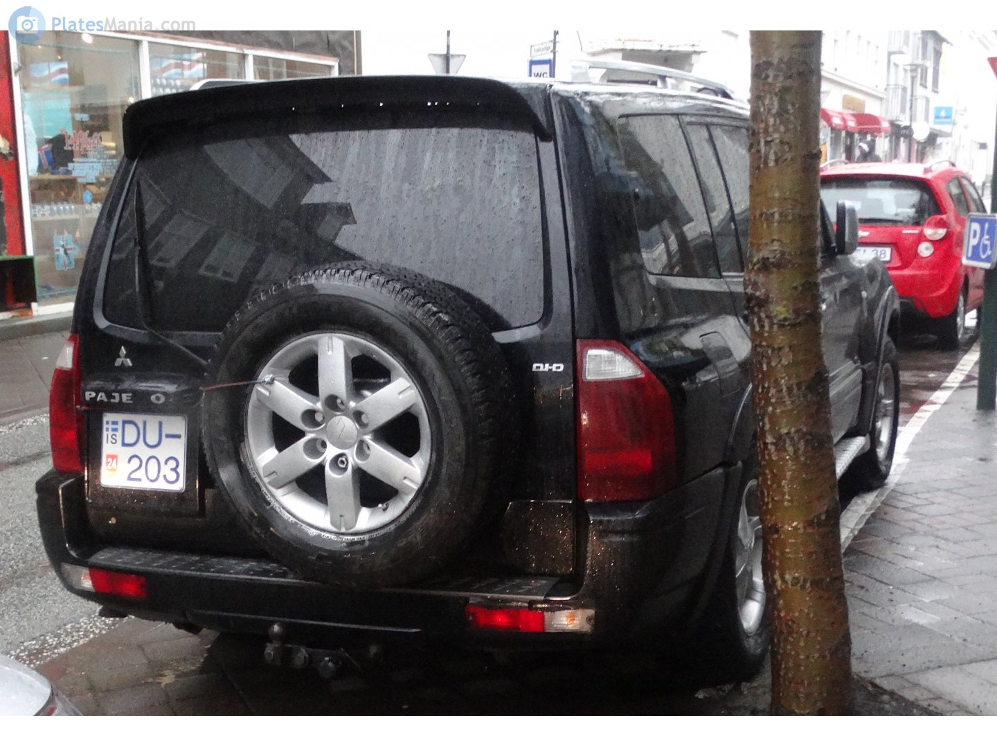 DU 203, Mitsubishi Pajero 3rd gen 5-door SUV (V70/NM/NP), 1999–2006 (–2011 for CN-market)