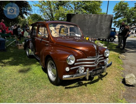 ZV 12024, Renault 4CV