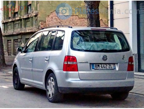 BM-442-ZL, Volkswagen Touran