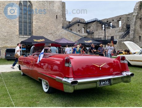 IAM-56, Cadillac Series 62