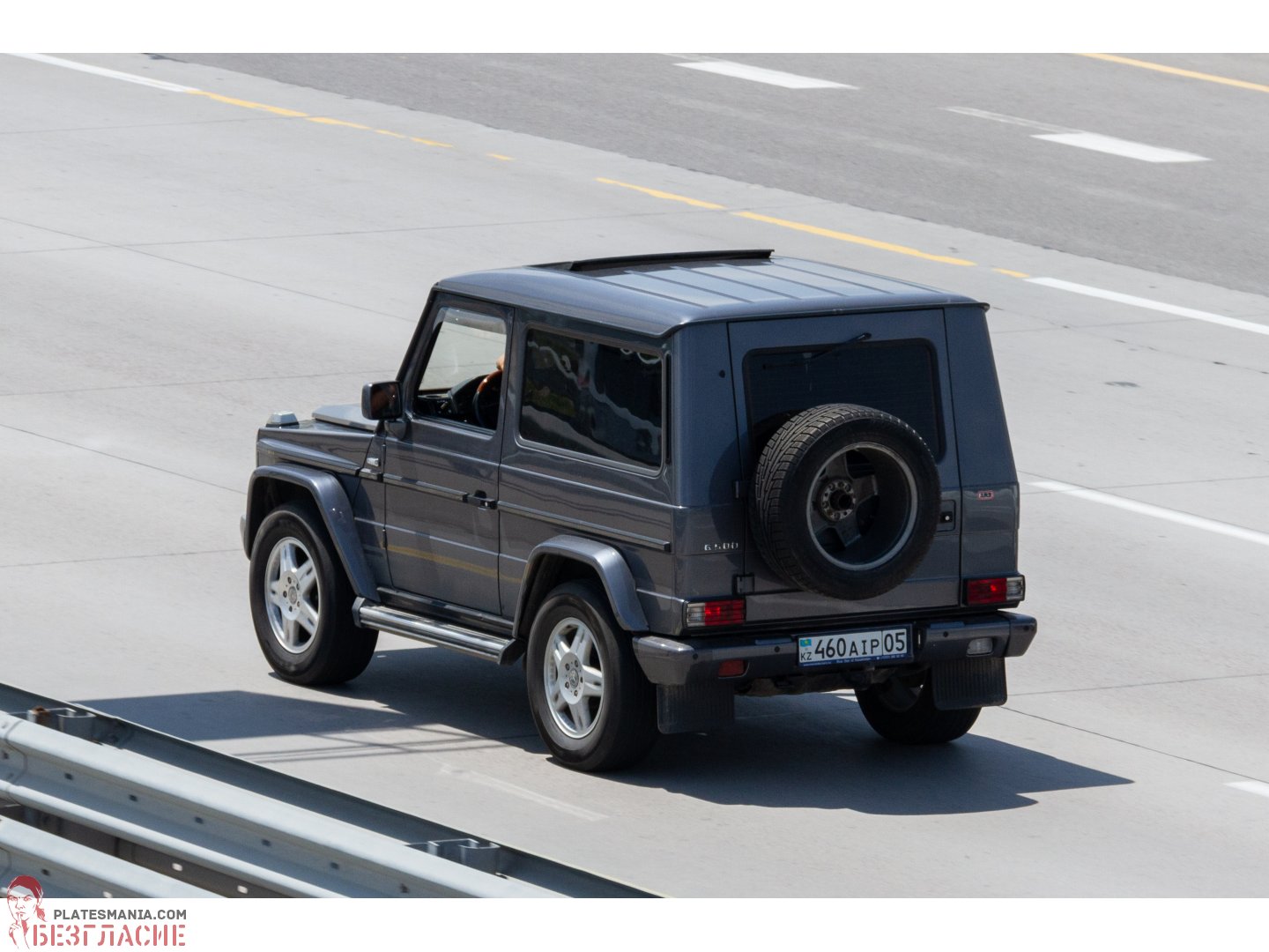 460 AIP 05, Mercedes-Benz G-Klasse 1st gen 3-door SUV (W463), 1990–2006