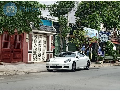 51L-016.78, Porsche Panamera