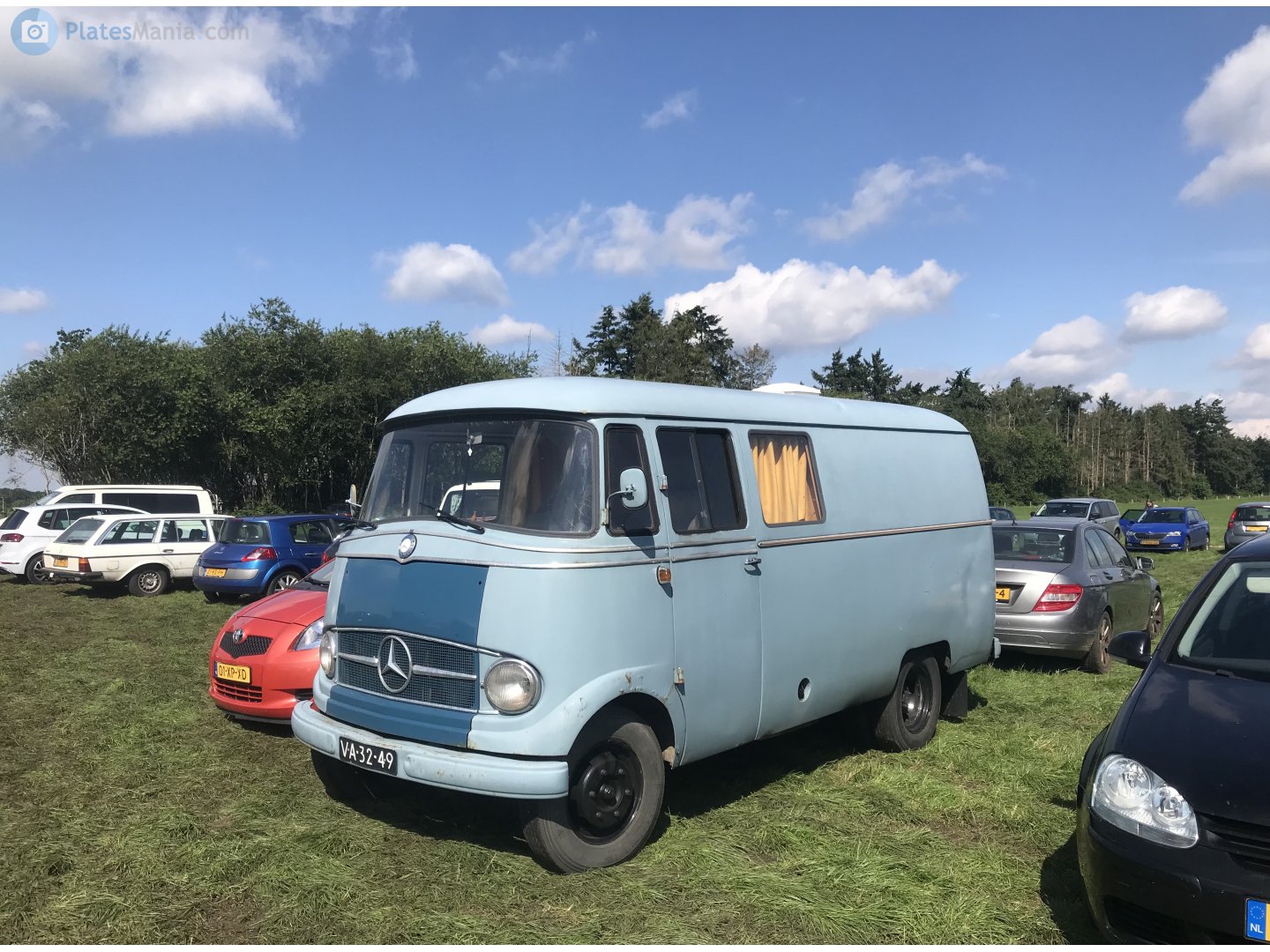 VA-32-49, Mercedes-Benz L319 