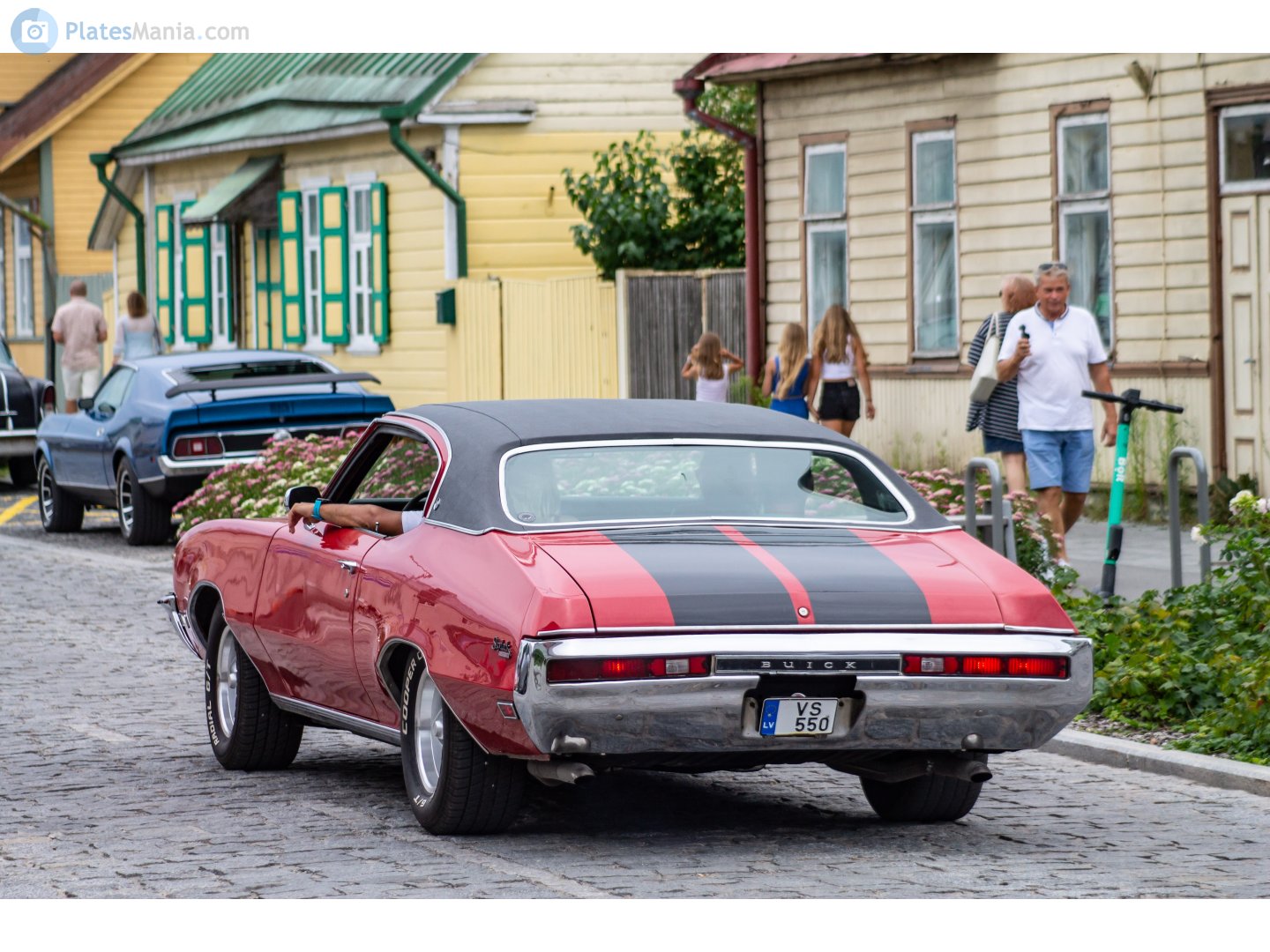 VS-550, Buick Skylark 3rd gen 1972 2-door Hardtop (43337/44437; A-body), 4th facelift, 1971–1972
