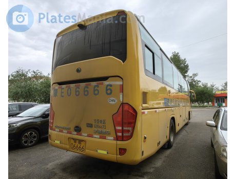 蒙E·06666, Yutong ZK6122