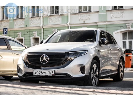 а026ун174, Mercedes-Benz EQC