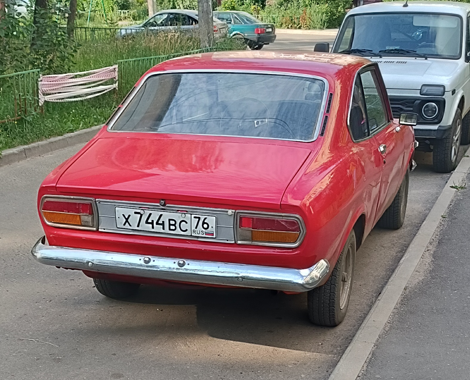 х 744 вс 76, Mazda 616 