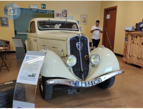 3633 EM 69, Peugeot 301