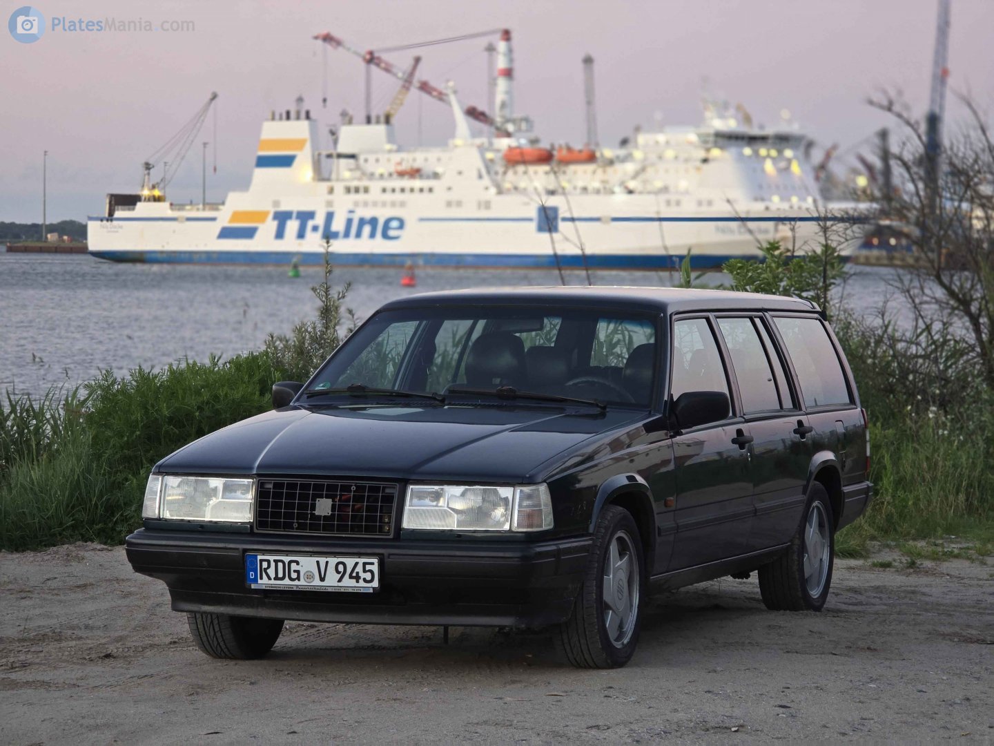RDG V 945, Volvo 940 1st gen Wagon (945), 1991–1998