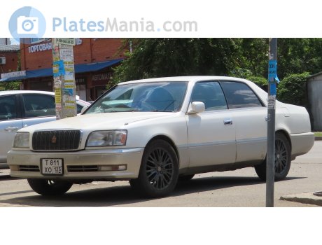 т811хо125, Toyota Crown Majesta
