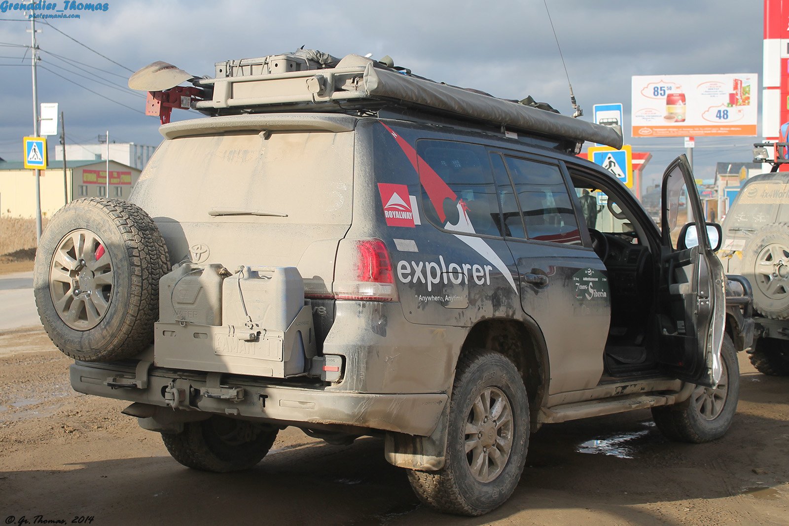 AMAN-11, Toyota Land Cruiser 200 (J200), 2007–2011