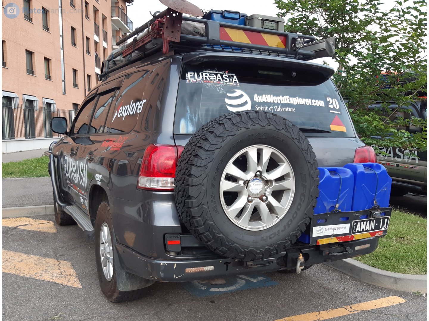 AMAN-11, Toyota Land Cruiser 200 (J200), 2007–2011