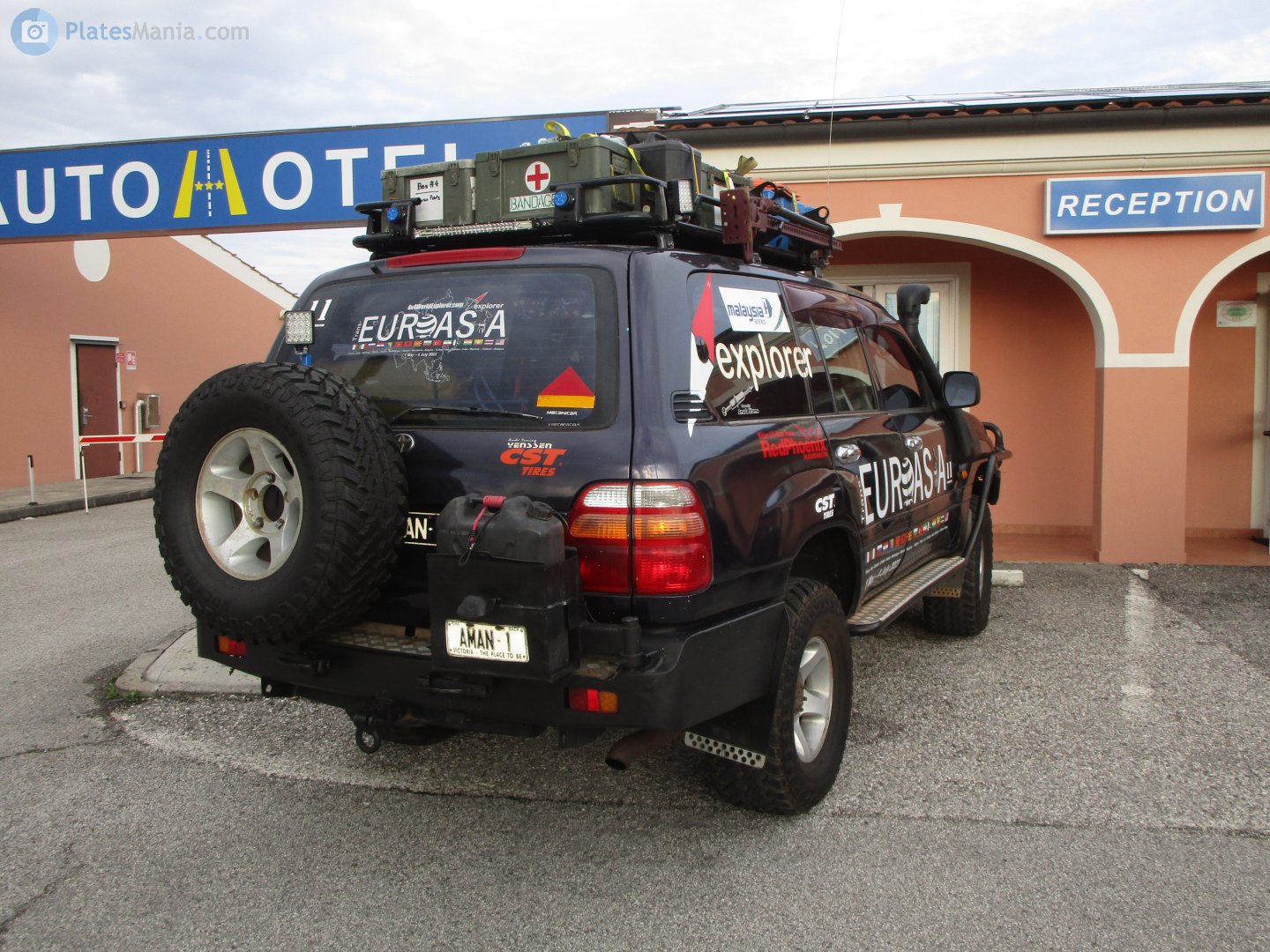 AMAN-1, Toyota Land Cruiser 100 (J100), 1998–2007