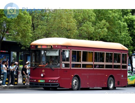 赣A·05758D, Yinlong GTQ6**3