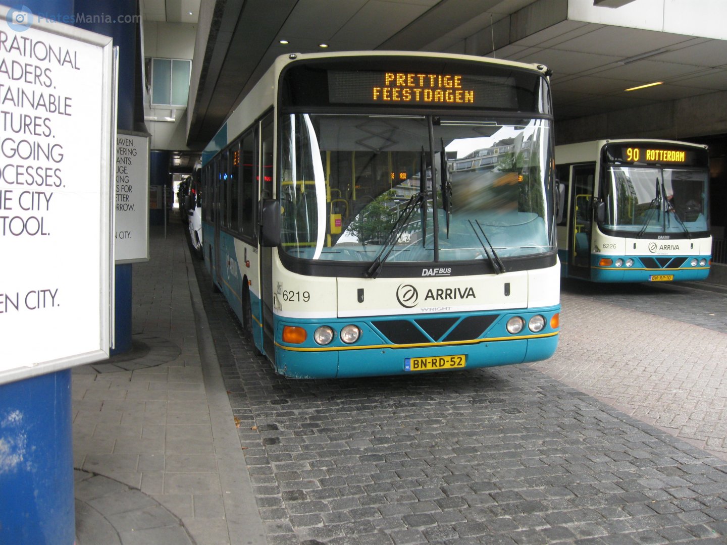 BN-RD-52, Wrightbus Commander 