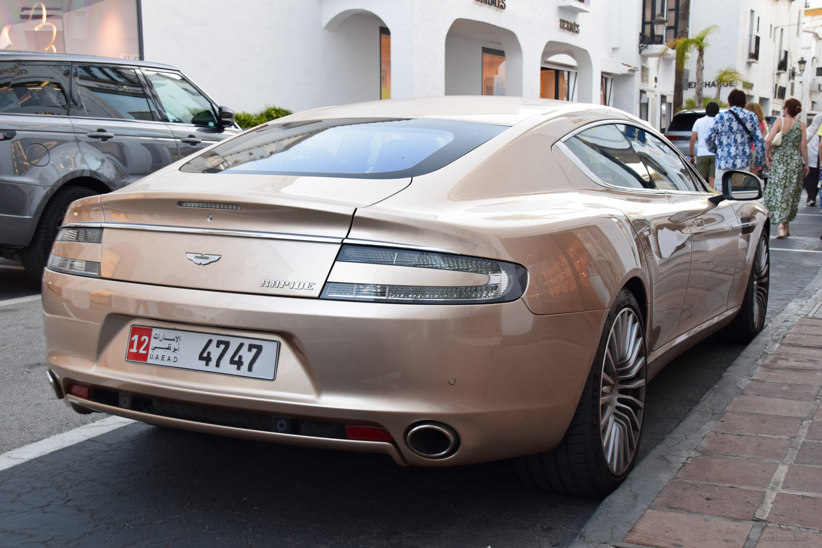 12 4747, Aston Martin Rapide 