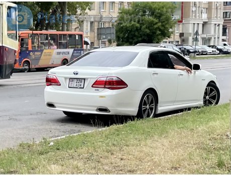 08 226 AIN, Toyota Crown