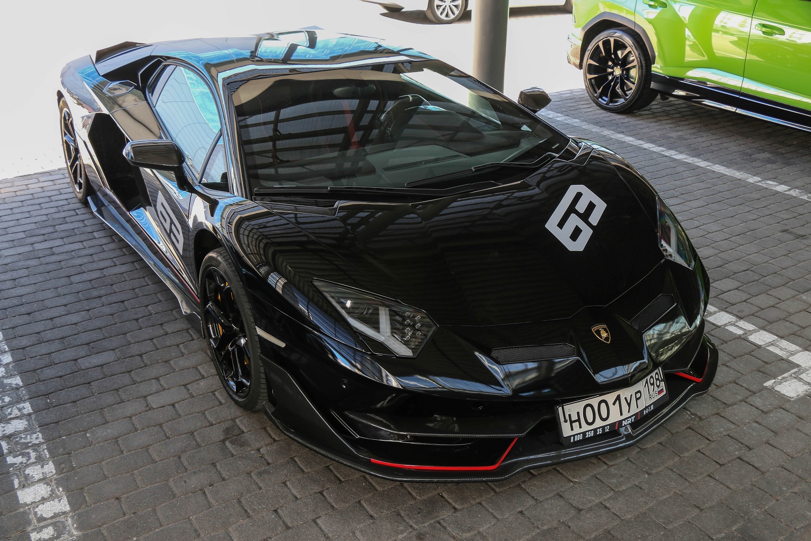 н 001 ур 198, Lamborghini Aventador LP700-4, 2011–2016