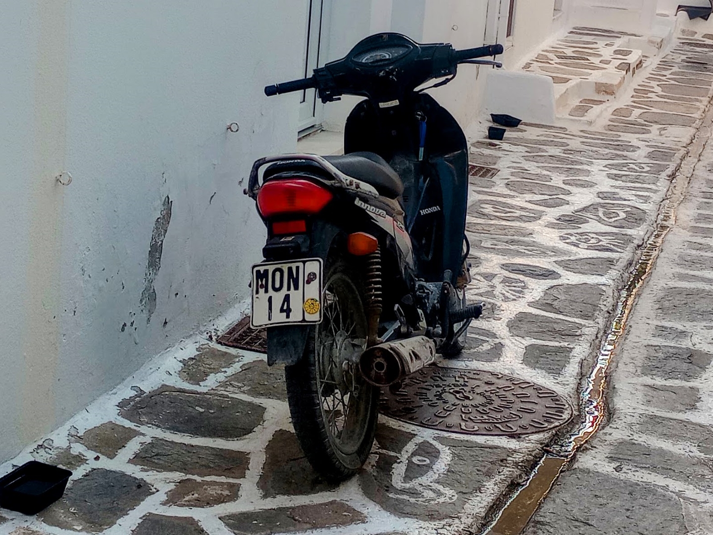 MON-14, Honda Innova 