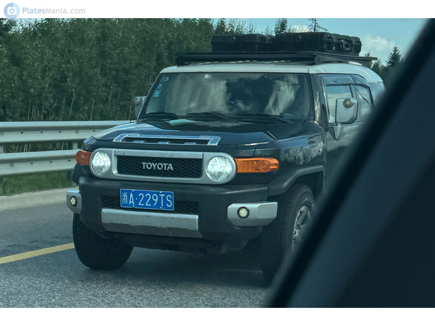 浙A·229TS, Toyota FJ Cruiser 1st gen (XJ10), 2006–2022