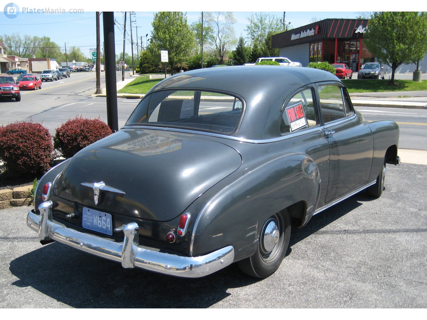 W664, Chevrolet Deluxe 1st gen 2-door Sedan (1011; A-body), 1949–1952