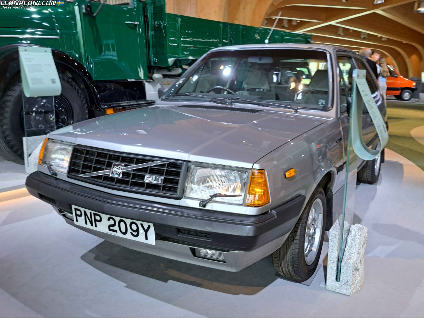 PNP209Y, Volvo 360 1st gen 3-door Hatch (363), 1982–1990