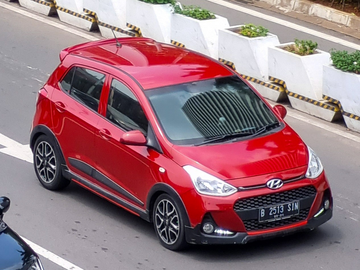 B 2513 SIN, Hyundai i10 2nd gen Grand i10X (BA; ID-market), facelift, 2017–2020