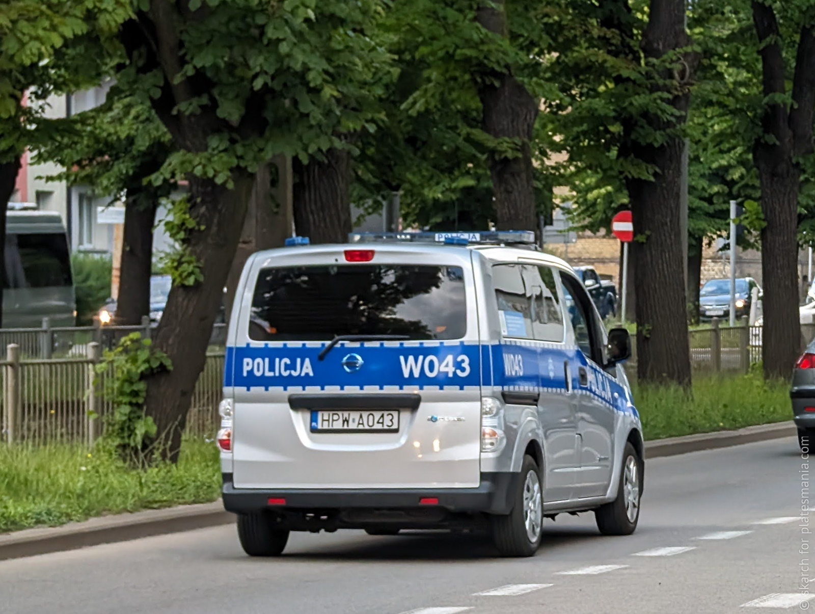 HPW A043, Nissan NV200 1st gen e-NV200 (Evalia) Passenger Van (ME0), 2014–