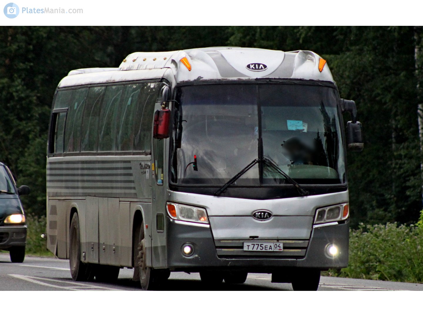 т 775 еа 04, Kia Granbird 1st gen, 1994–2007