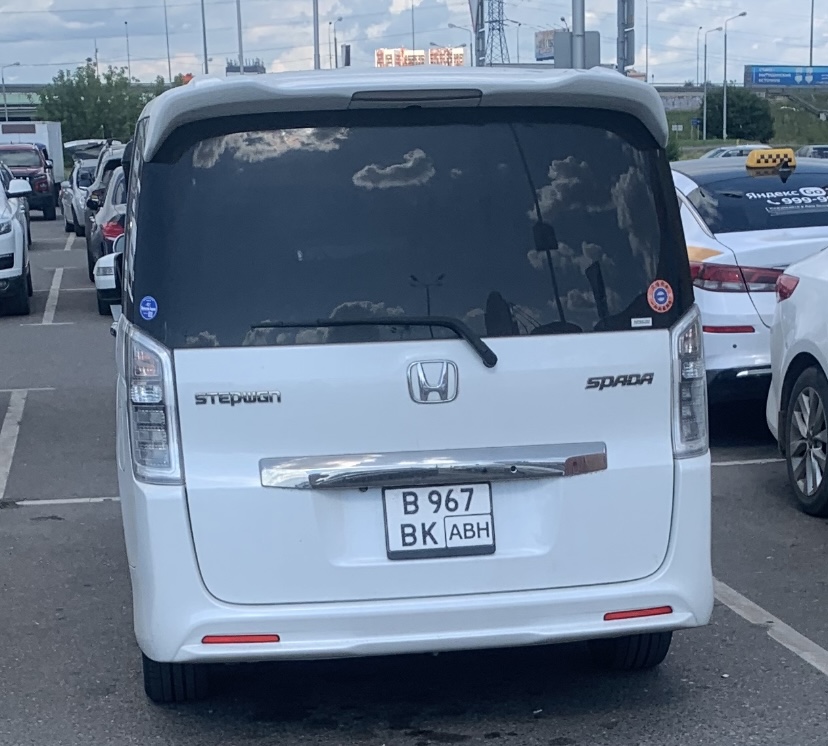 в 967 вк, Honda Stepwgn 4th gen Spada (RK1), 2009–2015