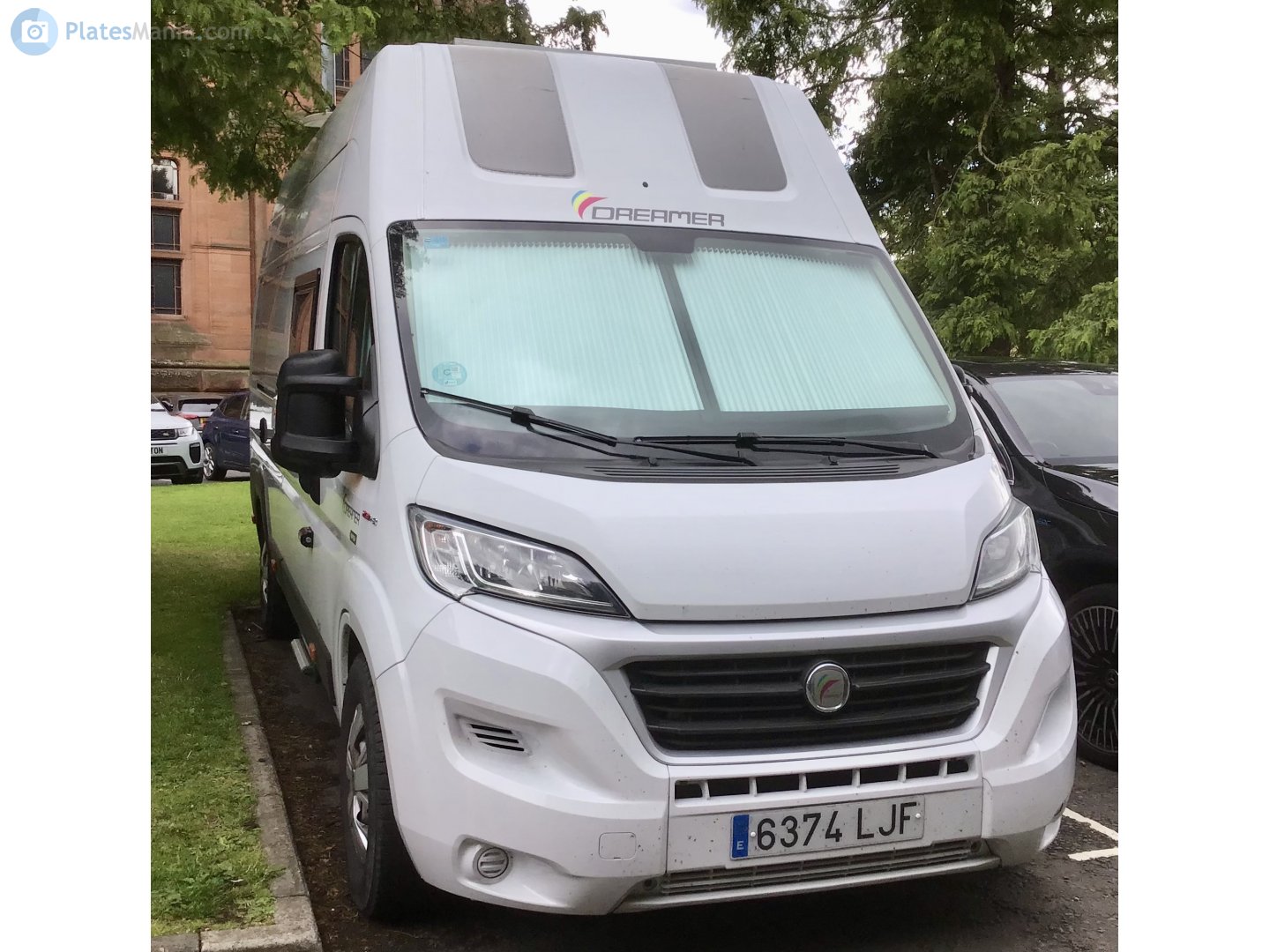 6374 LJF, Rapido Serie Van 