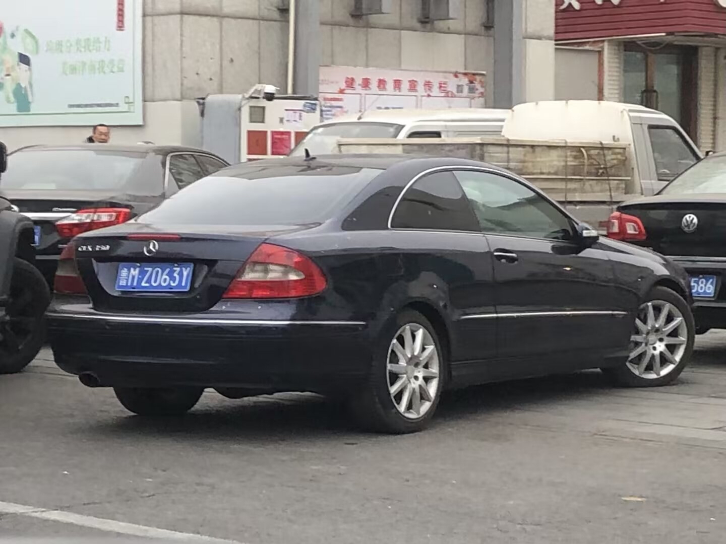 鲁M·Z063Y, Mercedes-Benz CLK-Klasse 2nd gen Сoupé (C209), 2002–2009