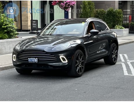 GRNDTR 9, Aston Martin DBX