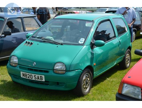 M820 SAB, Renault Twingo