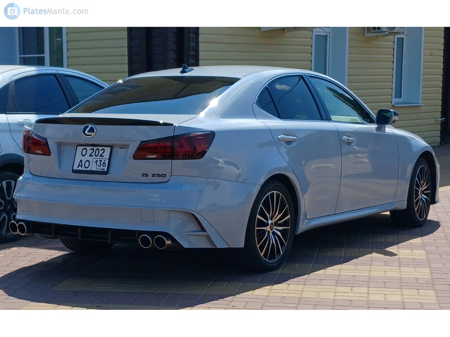 о 202 ао 136, Lexus IS 