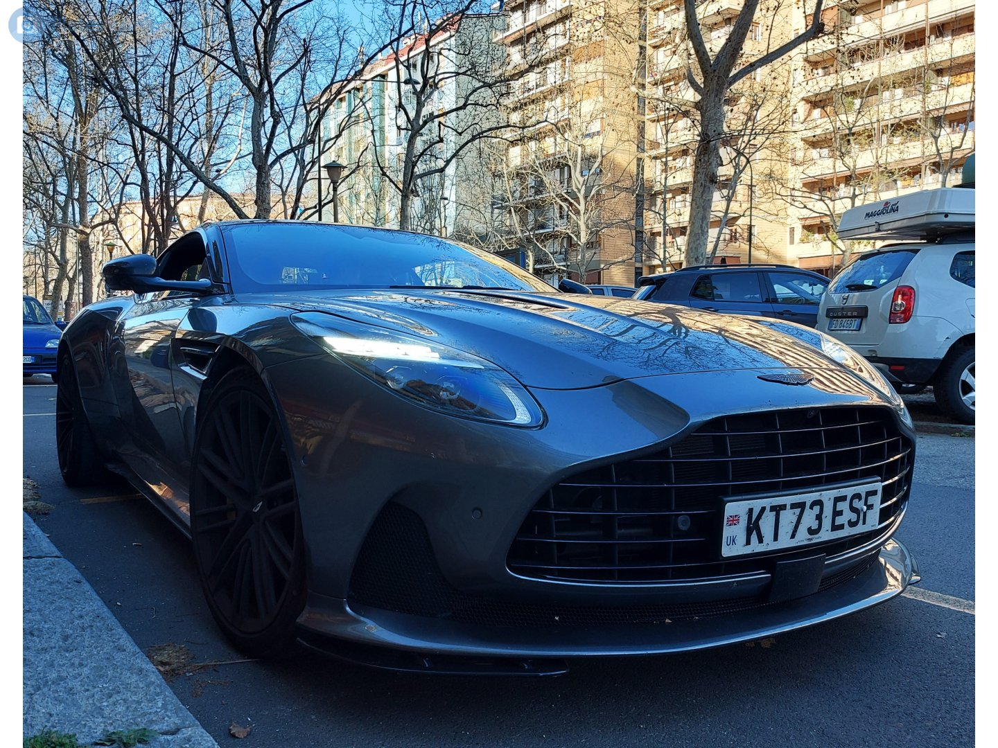 KT73ESF, Aston Martin DB12 Coupé, 2023–